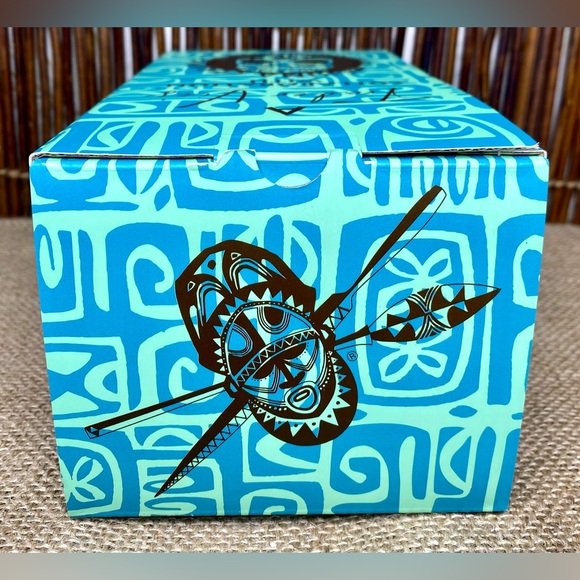 Trader Vic's 2023 Kiai Tiki Mug Shima Ceramics Hawaiian Yellow Moray Eel - Picture 6 of 13